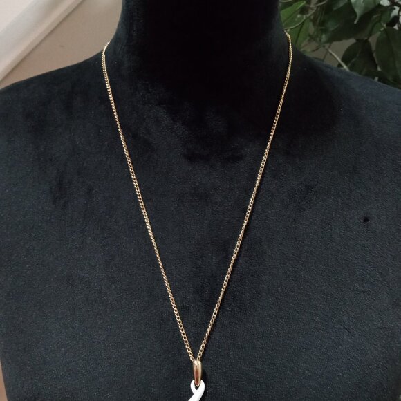 Women Modern Fashion Big Pendant Gold Tone Long Teardrop Necklace w/ Round Clasp - Picture 8 of 10